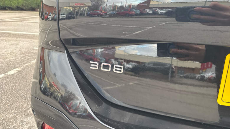 Peugeot 308 1.2 PureTech Allure Premium 5dr EAT8 Petrol Estate